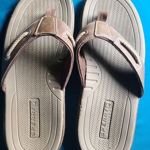 Sperry Tan and Brown Sandals